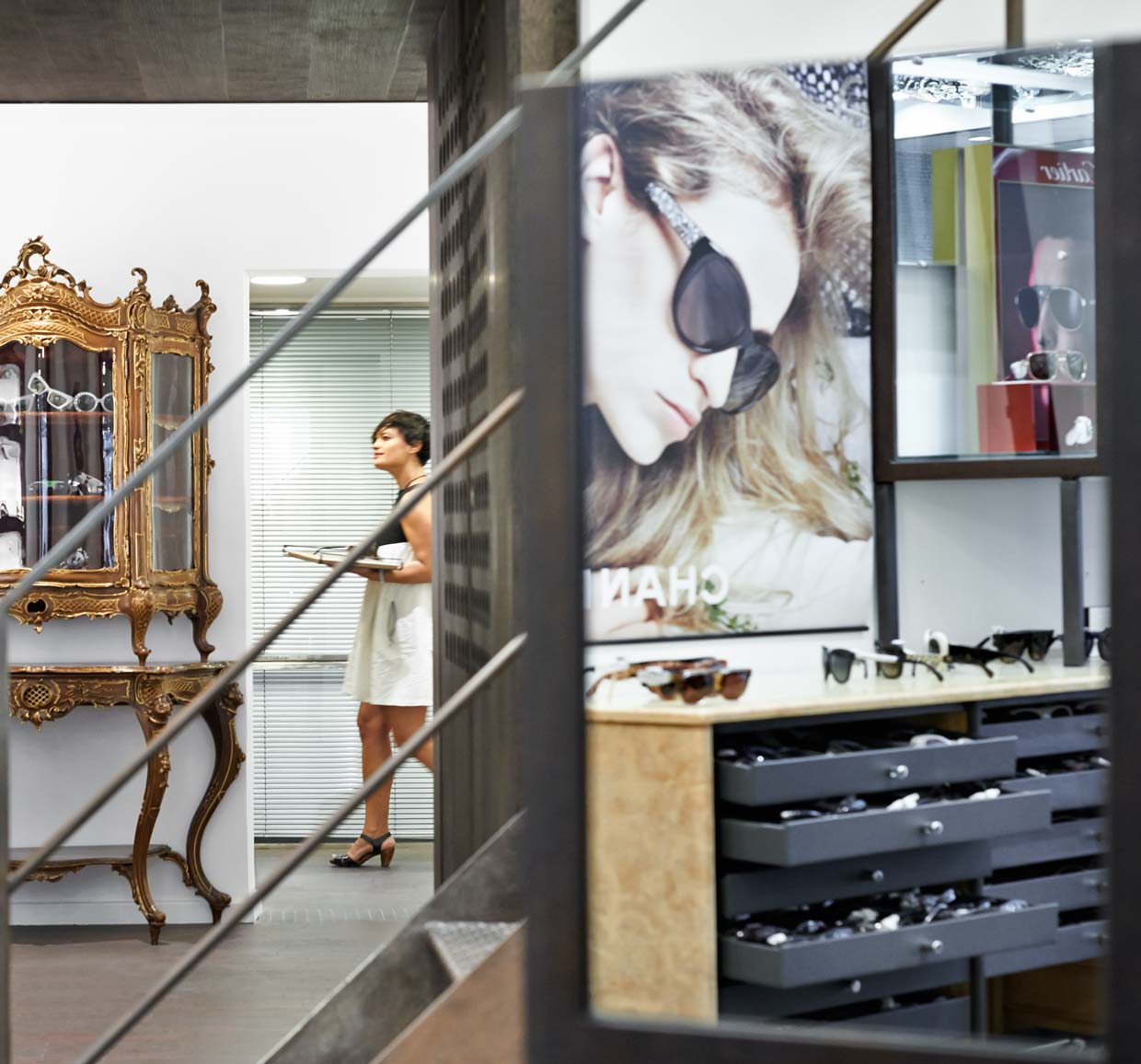 boutique optica intérieur et reflet